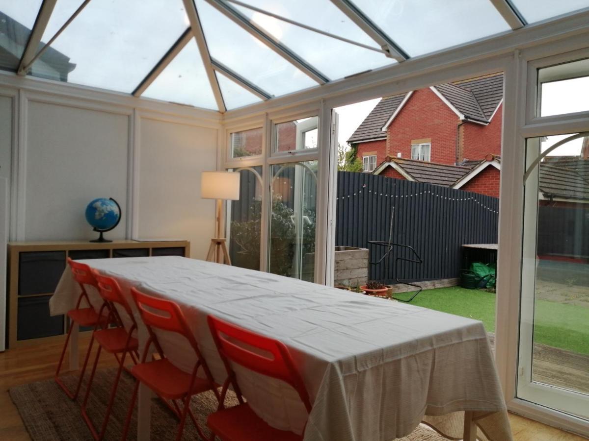 בארי Spacious Townhouse With Sea Views Near Cardiff מראה חיצוני תמונה
