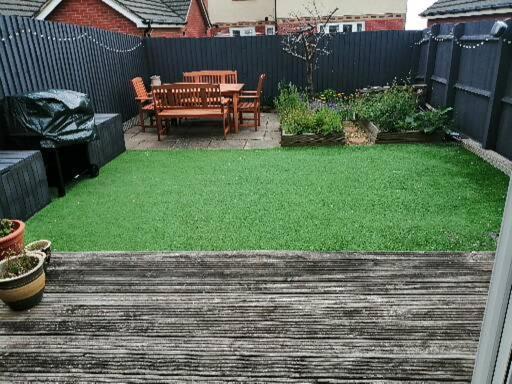 בארי Spacious Townhouse With Sea Views Near Cardiff מראה חיצוני תמונה